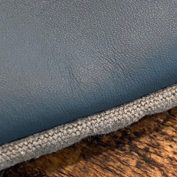 Zephyr Mesa Pouch NWT - Picture 4 of 11